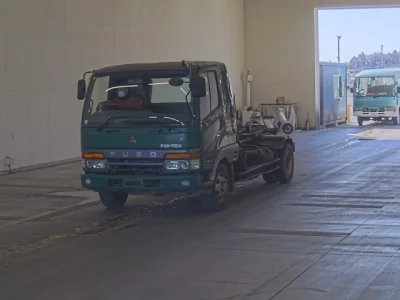 Mitsubishi FUSO FIGHTER