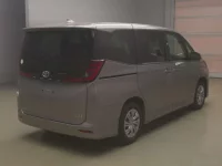 Toyota NOAH лот № 80016 оценка R  с аукциона в Японии 1