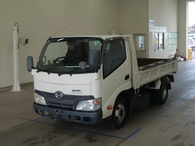 Hino DUTRO  с аукциона в Японии
