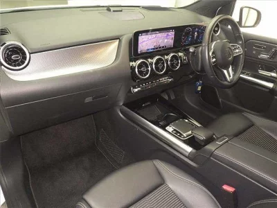 Mercedes-Benz B CLASS