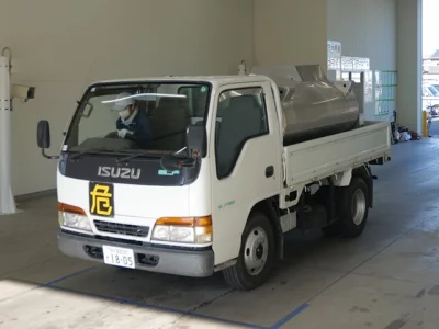 Isuzu ELF