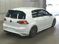 Volkswagen GOLF лот № 501 оценка 4.5  с аукциона в Японии 1