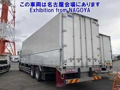 Isuzu TRUCK