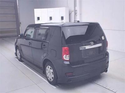 Toyota COROLLA RUMION