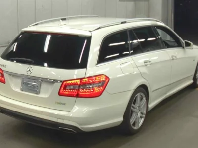 Mercedes-Benz E CLASS WAGON