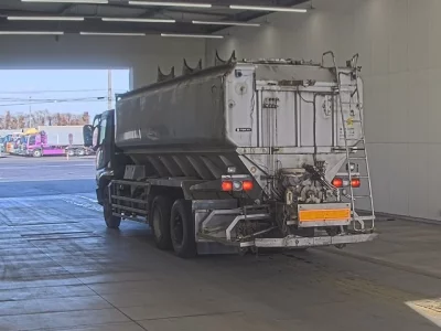 Mitsubishi SUPER GREAT