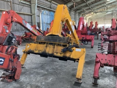 OTHERS UNIC CRANE