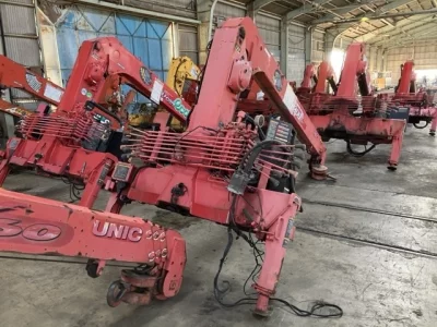 OTHERS UNIC CRANE