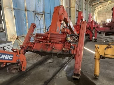 OTHERS UNIC CRANE