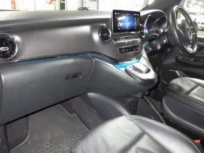 Mercedes-Benz V CLASS