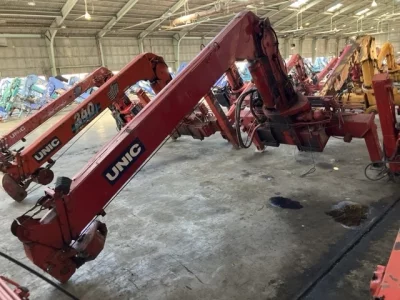 OTHERS UNIC CRANE