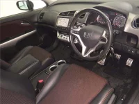 Honda STREAM лот № 60289 оценка 4  с аукциона в Японии 2