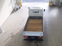 Hino DUTRO лот № 1490 оценка R  с аукциона в Японии 2