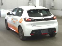 Peugeot 208 лот № 555 оценка 4  с аукциона в Японии 4