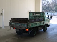 Mazda TITAN лот № 1528 оценка R  с аукциона в Японии 1