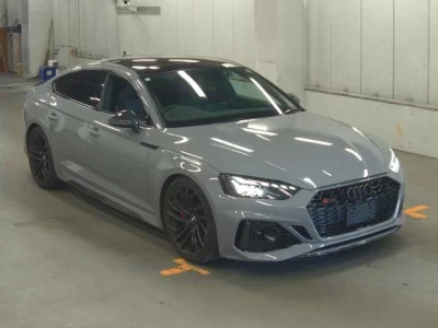 Audi RS5  с аукциона в Японии
