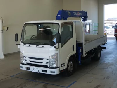 Isuzu ELF