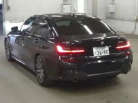 BMW 3-Series лот № 652 оценка 4.5  с аукциона в Японии 4