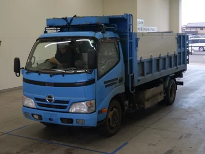 Hino DUTRO  с аукциона в Японии