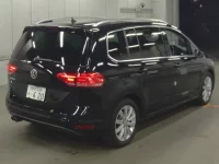 Volkswagen GOLF TOURAN лот № 663 оценка 4.5  с аукциона в Японии 1