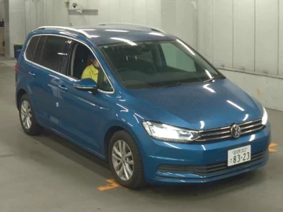 Volkswagen GOLF TOURAN