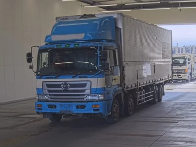 Hino TRUCK