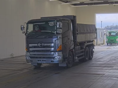 Hino TRUCK