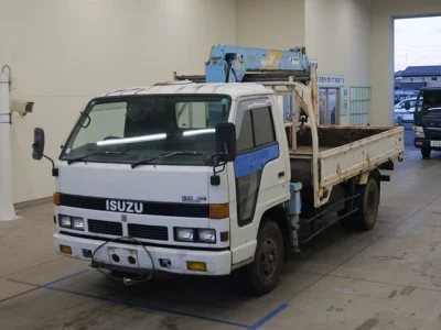 Isuzu ELF