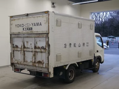 Hino DUTRO  с аукциона в Японии