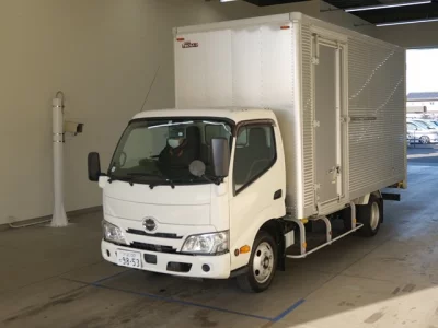 Hino DUTRO  с аукциона в Японии