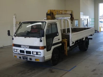 Isuzu ELF