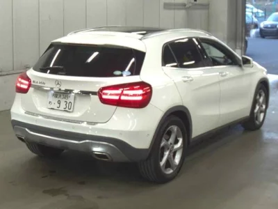 Mercedes-Benz GLA CLASS