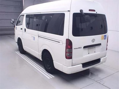 Toyota REGIUS ACE VAN