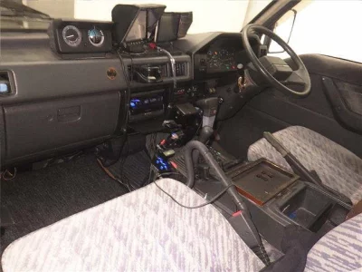 Mitsubishi DELICA WAGON