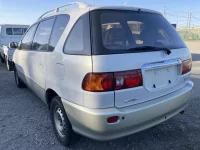 Toyota IPSUM лот № 80024 оценка 0  с аукциона в Японии 1