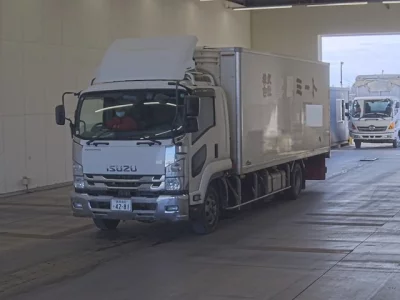Isuzu FORWARD