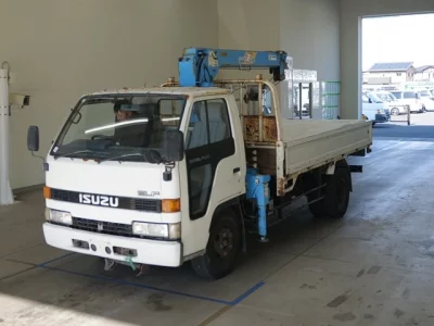Isuzu ELF