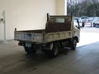 Hino DUTRO лот № 1953 оценка R  с аукциона в Японии 1