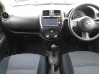 Nissan MARCH лот № 3017 оценка R  с аукциона в Японии 7