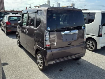 Honda N BOX
