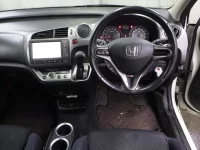 Honda STREAM лот № 26002 оценка R  с аукциона в Японии 4