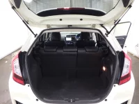 Honda FIT лот № 26013 оценка R  с аукциона в Японии 7