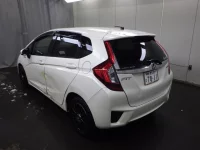 Honda FIT лот № 26013 оценка R  с аукциона в Японии 3