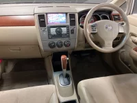 Nissan TIIDA LATIO лот № 1003 оценка R  с аукциона в Японии 3