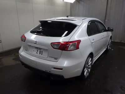 Mitsubishi GALANT FORTIS