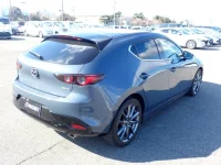 Mazda MAZDA3 лот № 11067 оценка R  с аукциона в Японии 9