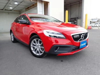 Volvo V40  с аукциона в Японии