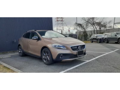 Volvo V40  с аукциона в Японии