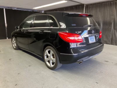 Mercedes-Benz B CLASS