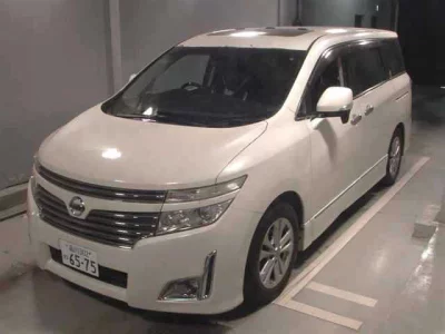 Nissan ELGRAND  с аукциона в Японии